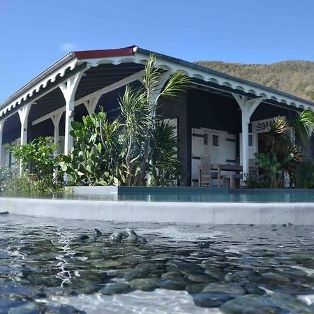 La Maison Bleue - Les Hauts De La Baie Terre-de-Bas Dış mekan fotoğraf